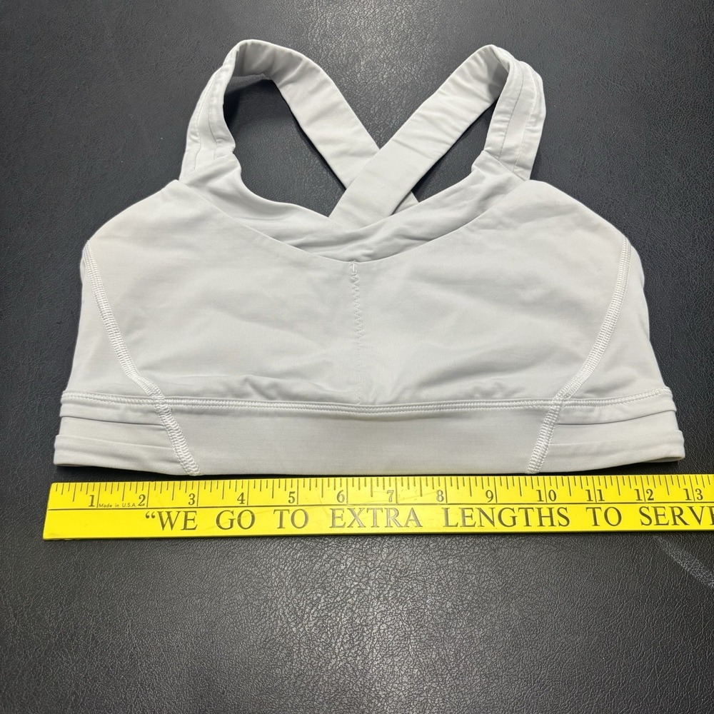 Lululemon Athletica Women's Sports Bra White Sz 6 Workout Cross Back Gym Running - Picture 3 of 5
